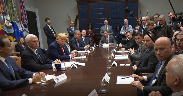 Trump & team met with airline CEOs & talk to reporters 3/4/2020