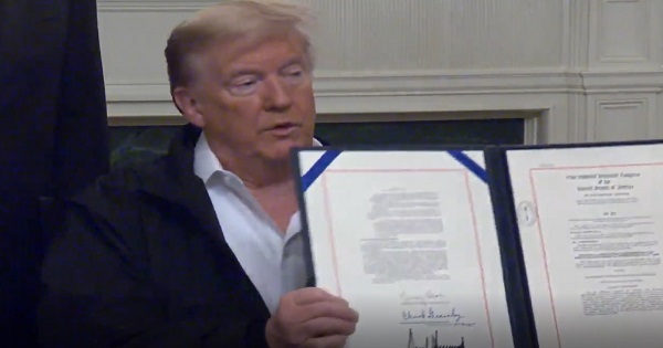 Trump signs $8.3B bill on coronavirus & talks to reporters 3/6/2020